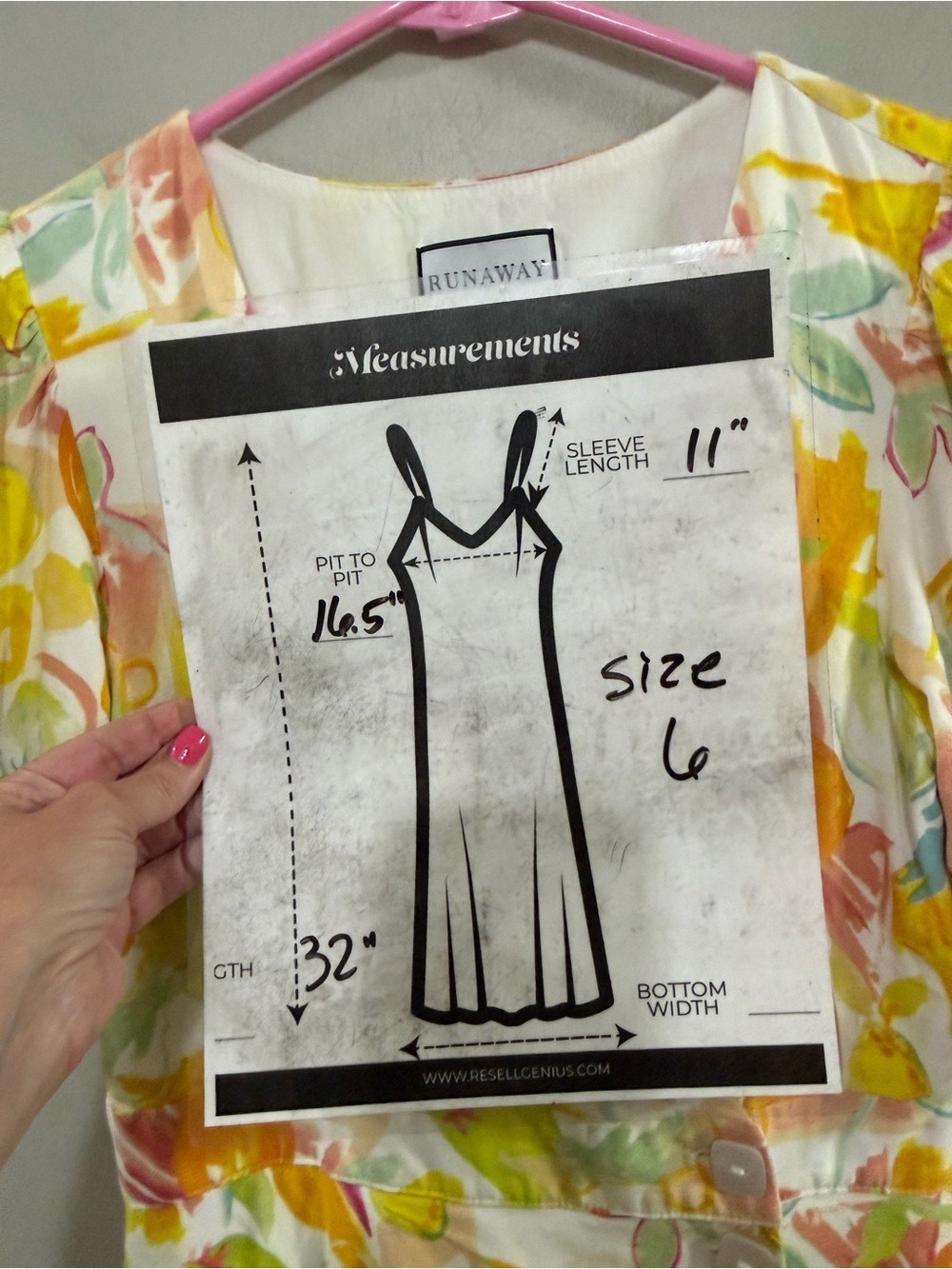 Women's Runaway V-Neck Wrap Zola Mini Dress in Citrus  Print. Size 6 - Picture 10 of 11